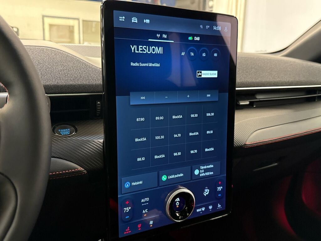 Ford Mustang Mach-E 2026 Punainen