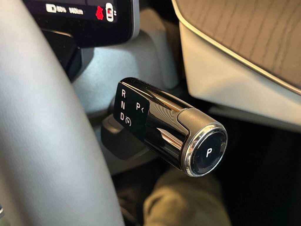 Polestar 3 2024 Musta