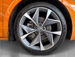 Skoda Enyaq 2023 Oranssi