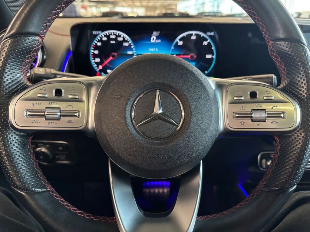 Mercedes-Benz EQB 2022 Valkoinen