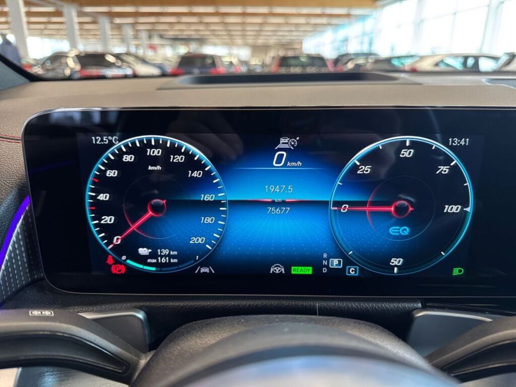 Mercedes-Benz EQB 2022 Valkoinen