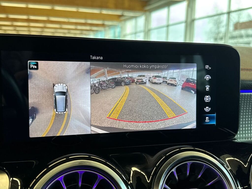 Mercedes-Benz EQB 2022 Valkoinen