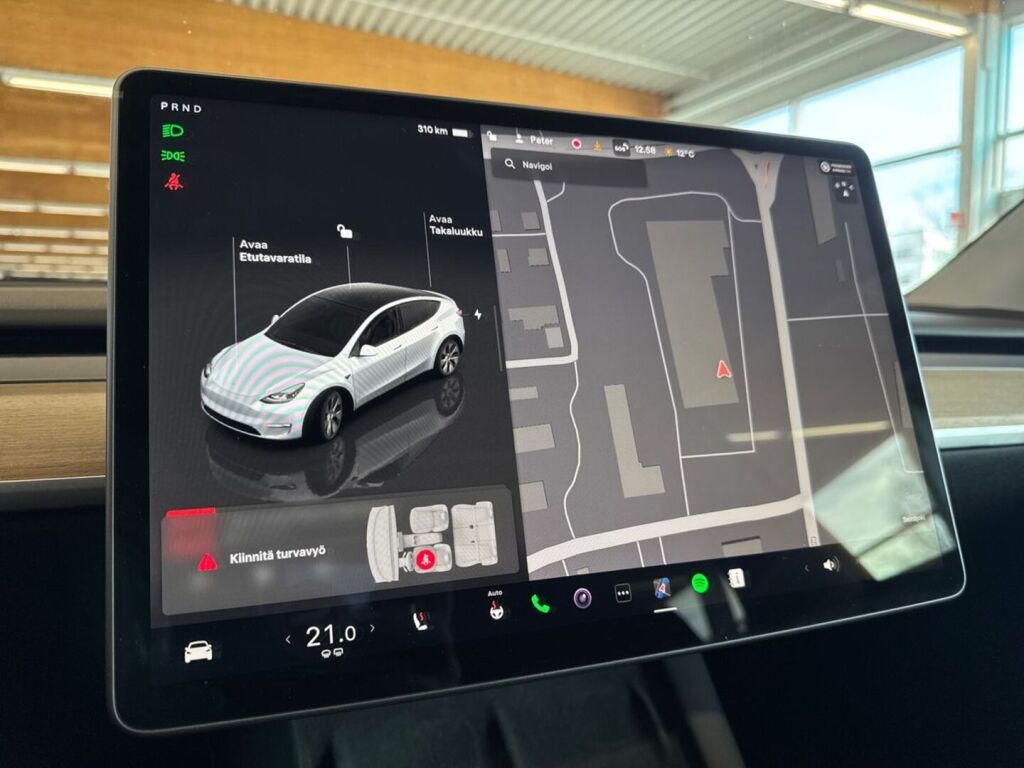 Tesla Model Y 2023 Valkoinen