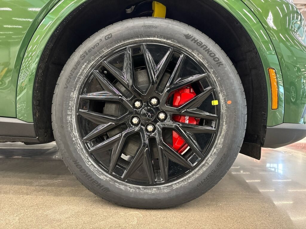 Ford Mustang Mach-E 2026 Vihreä