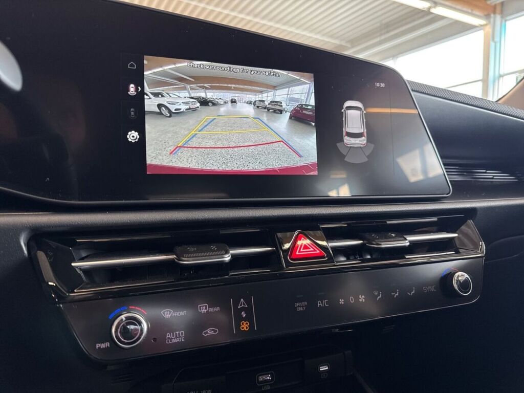 Kia Niro 2026 Punainen