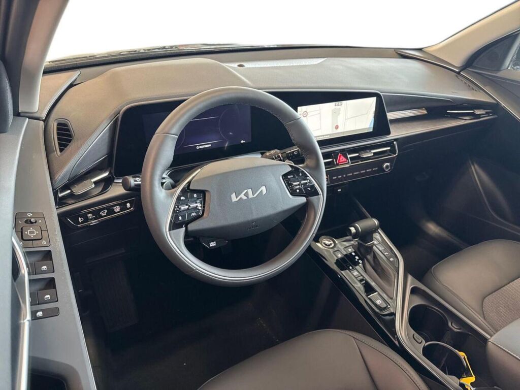 Kia Niro 2026 Musta