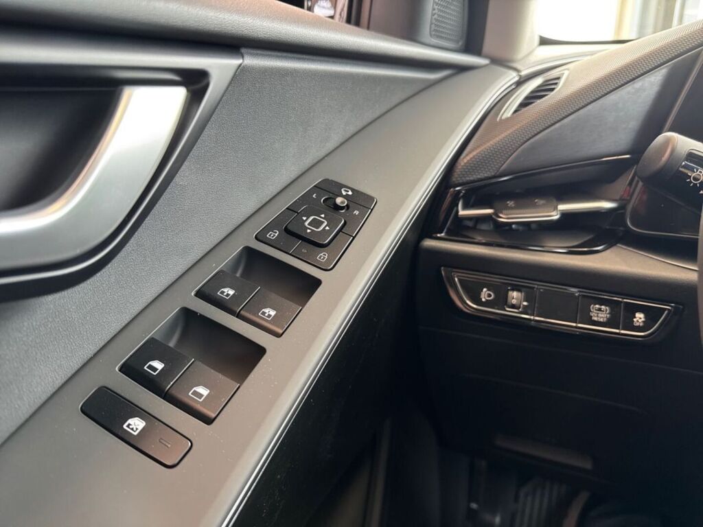 Kia Niro 2026 Harmaa