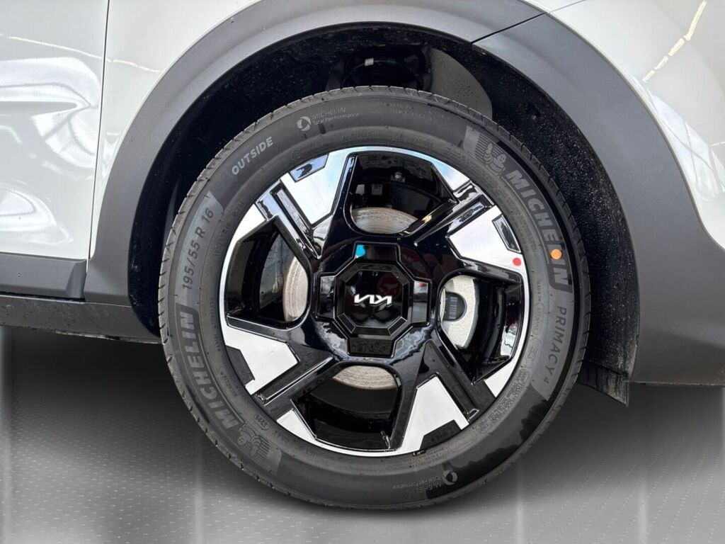 Kia Stonic 2026 Valkoinen