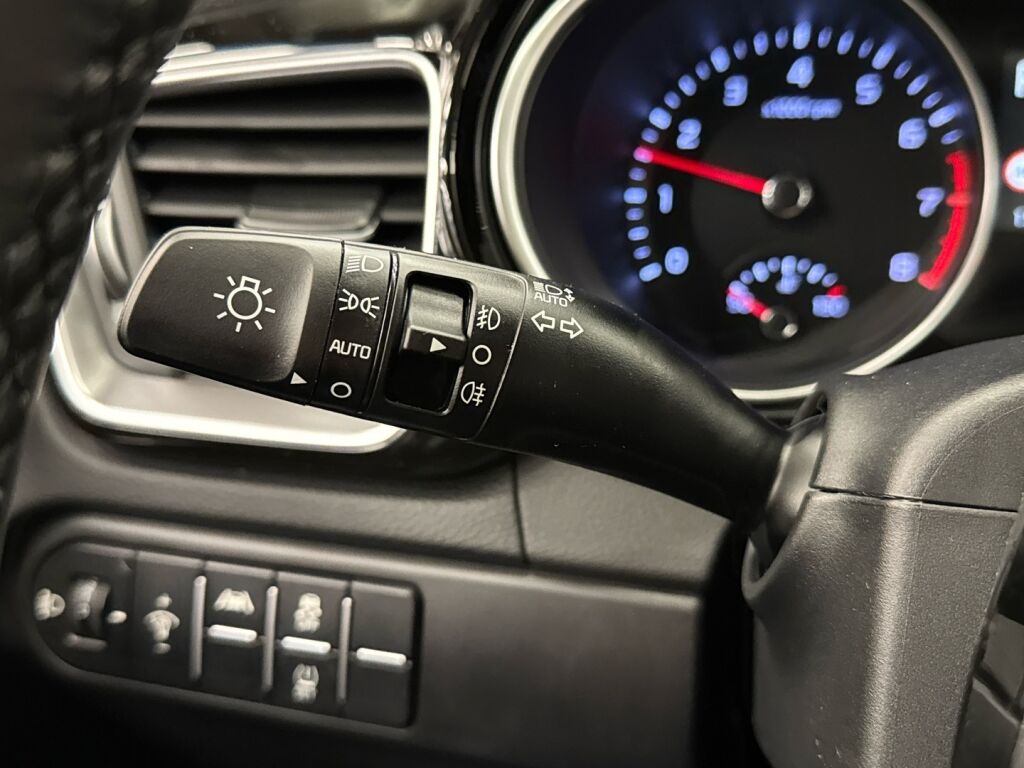 Kia XCeed 2026 Harmaa