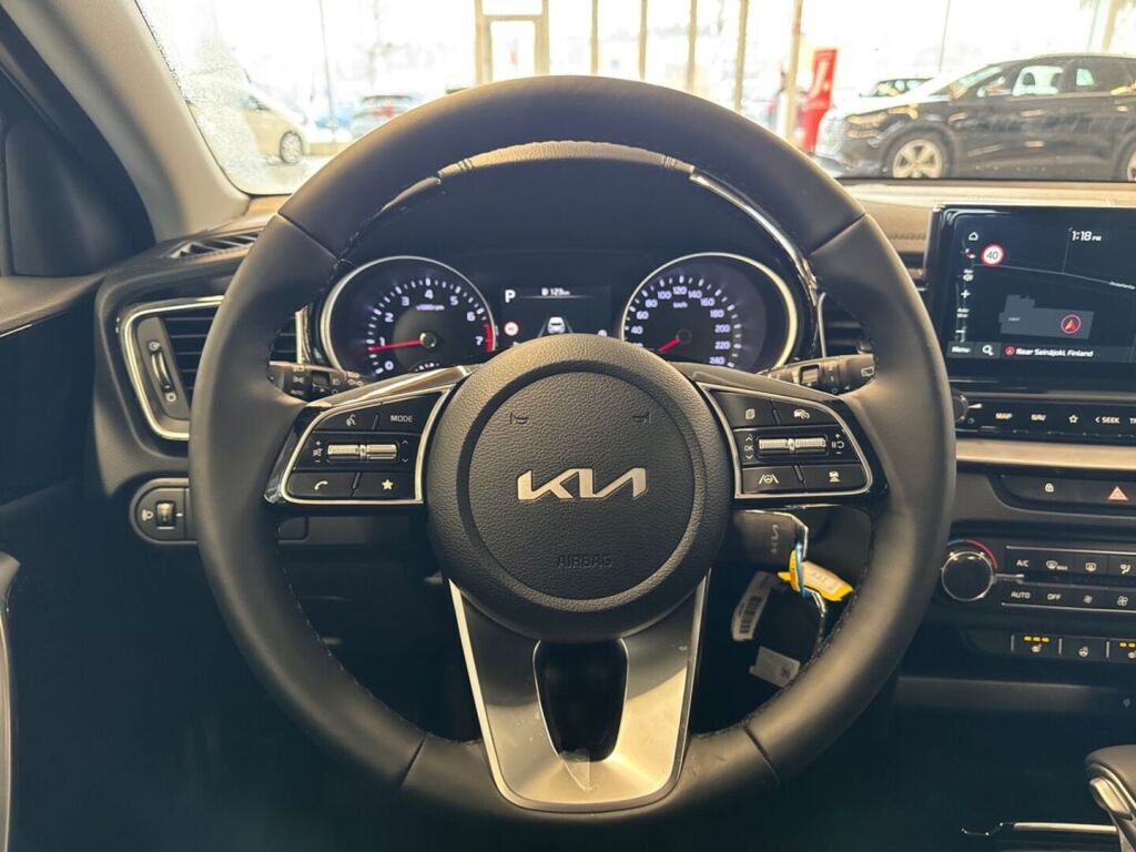 Kia XCeed 2026 Musta