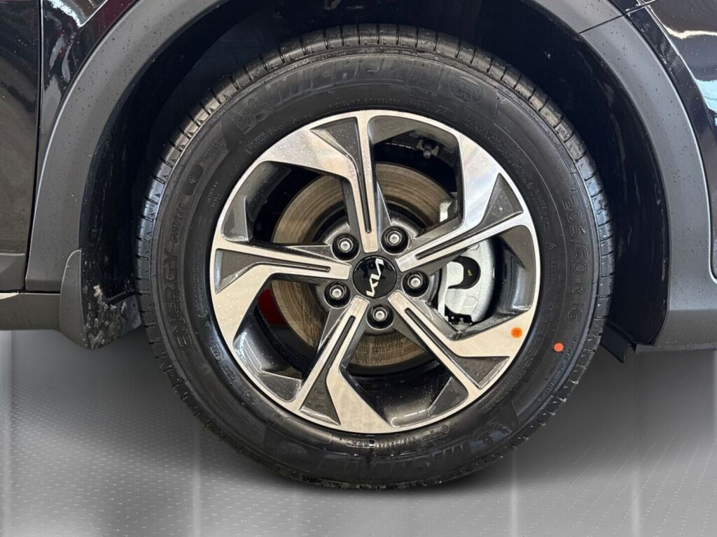 Kia XCeed 2026 Musta