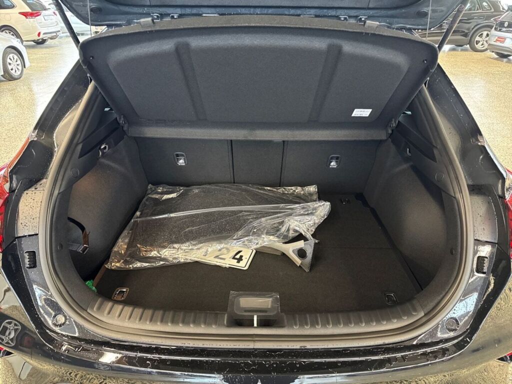 Kia XCeed 2026 Musta