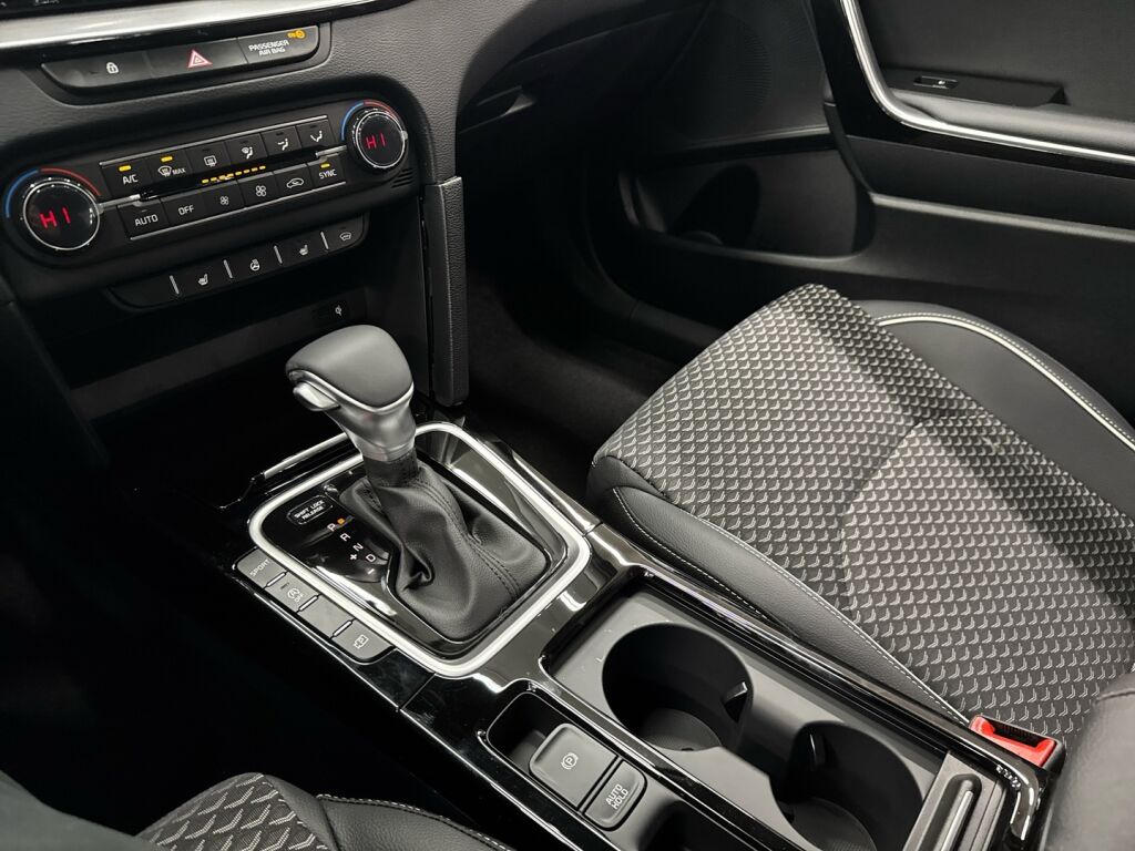 Kia XCeed 2026 Punainen