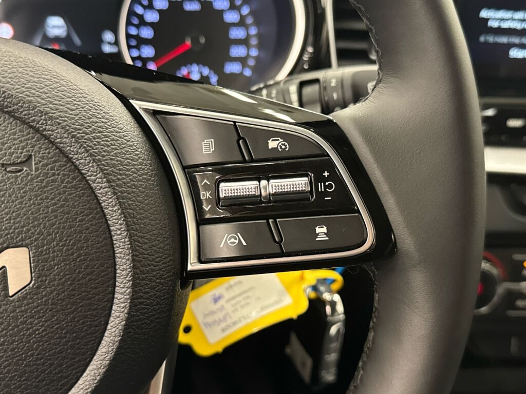 Kia XCeed 2026 Punainen