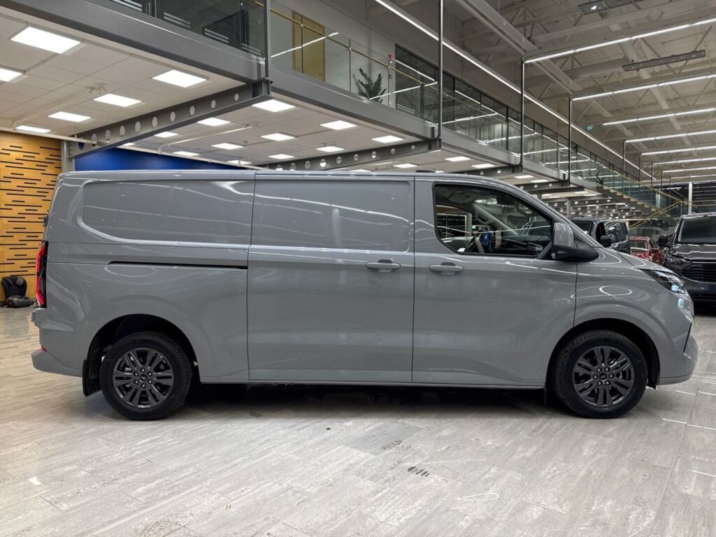 Ford Transit Custom 2026 Grey Matter