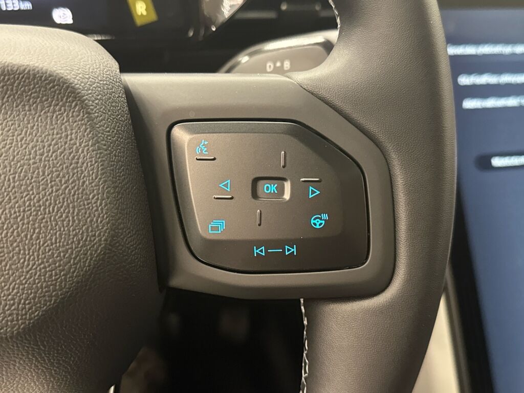 Ford Explorer 2026 Harmaa