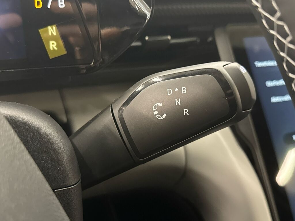 Ford Explorer 2026 Harmaa