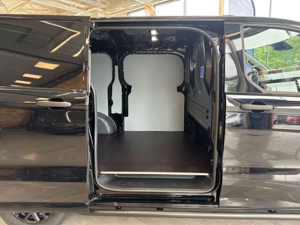 Ford Transit Custom 2026 Agate Black