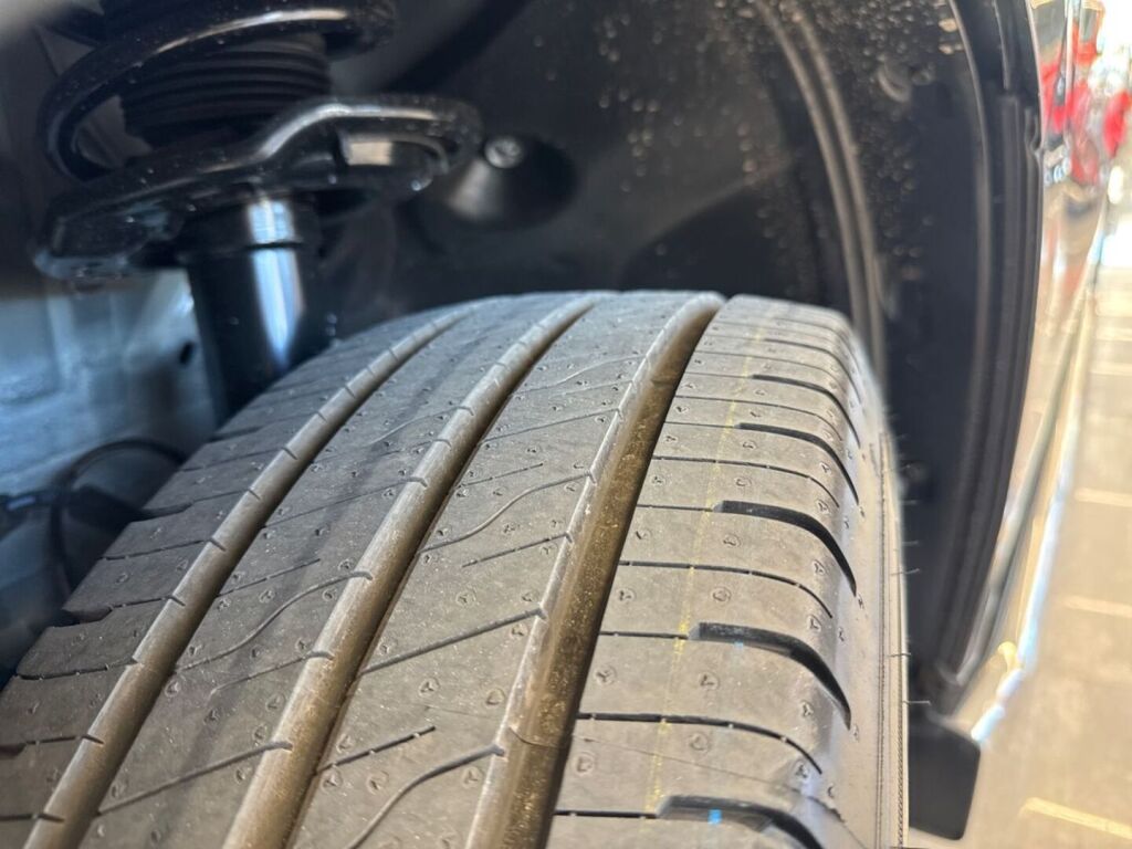 Ford Transit Custom 2026 Agate Black