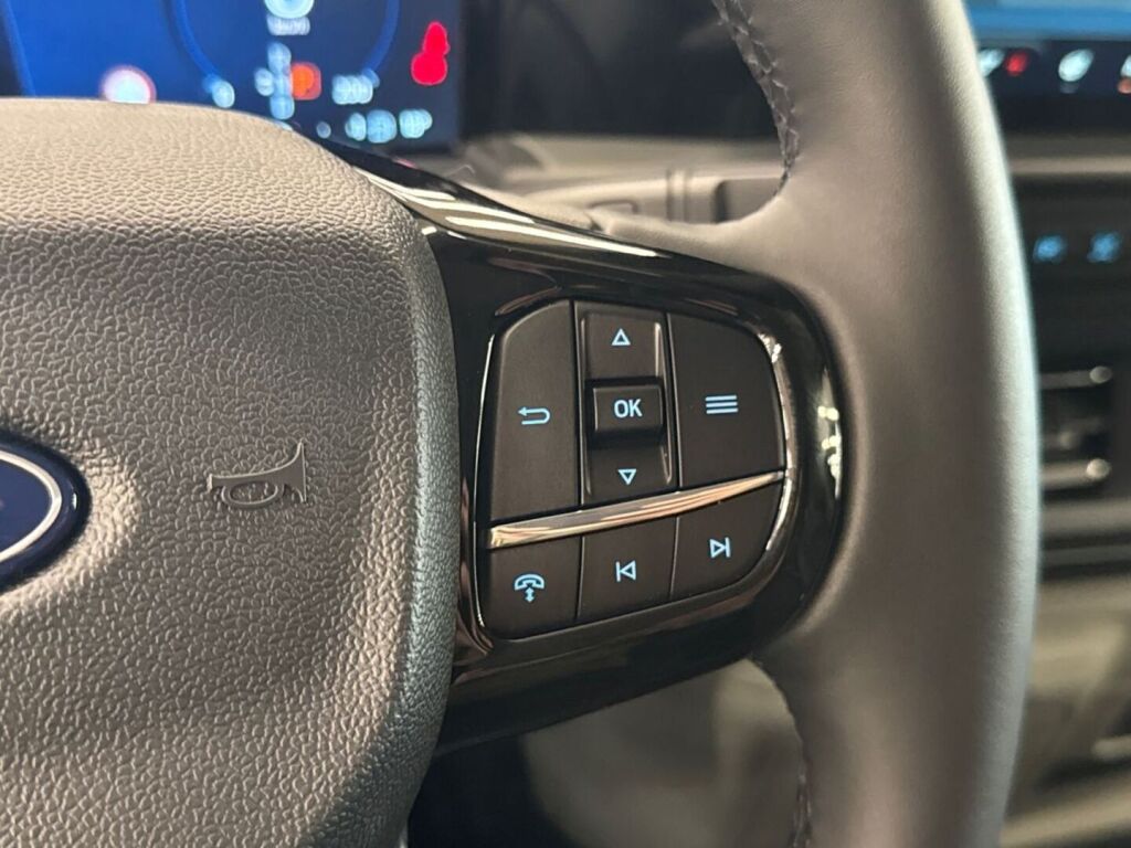 Ford Transit Custom 2026 Magnetic