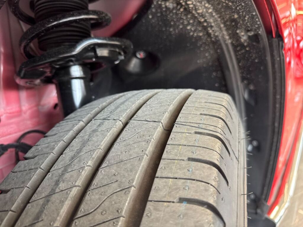 Ford Transit Custom 2026 Race Red