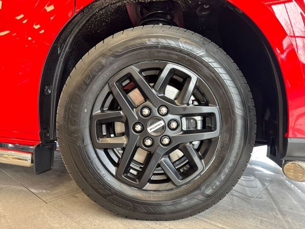 Ford Transit Custom 2026 Race Red