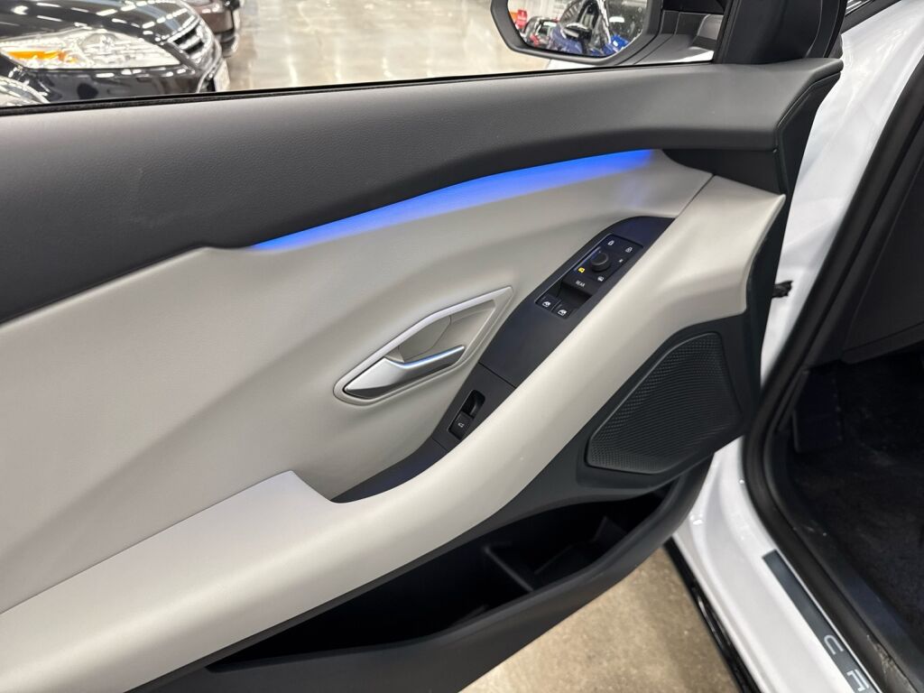 Ford Capri 2026 Valkoinen