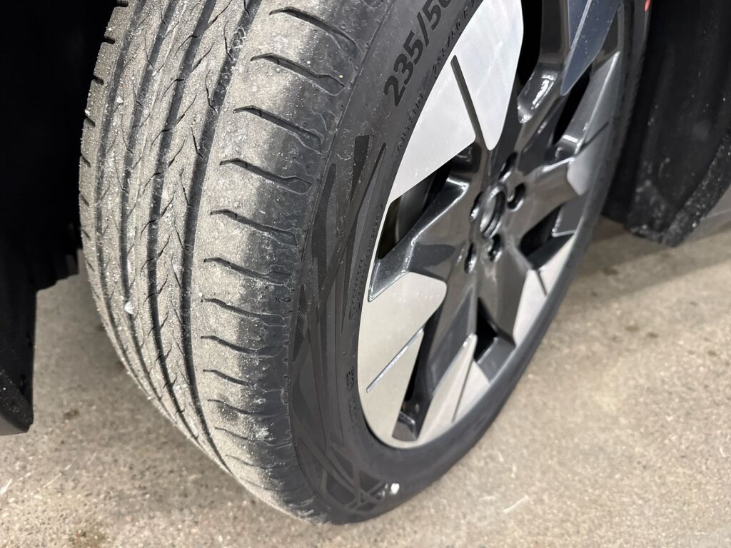 Ford Explorer 2026 Harmaa