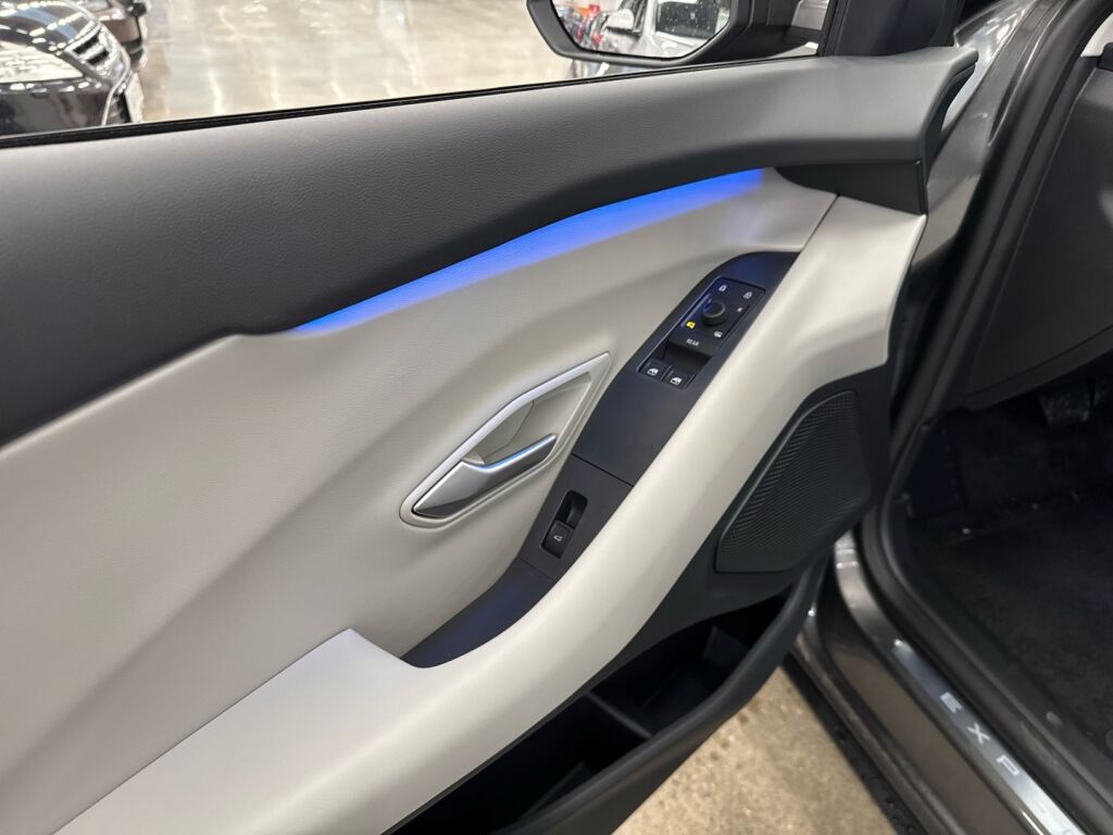 Ford Explorer 2026 Harmaa