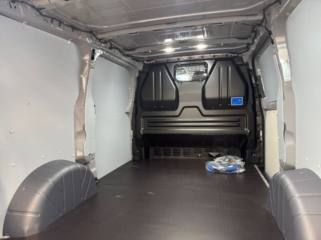 Ford Transit Custom 2026 Grey Matter