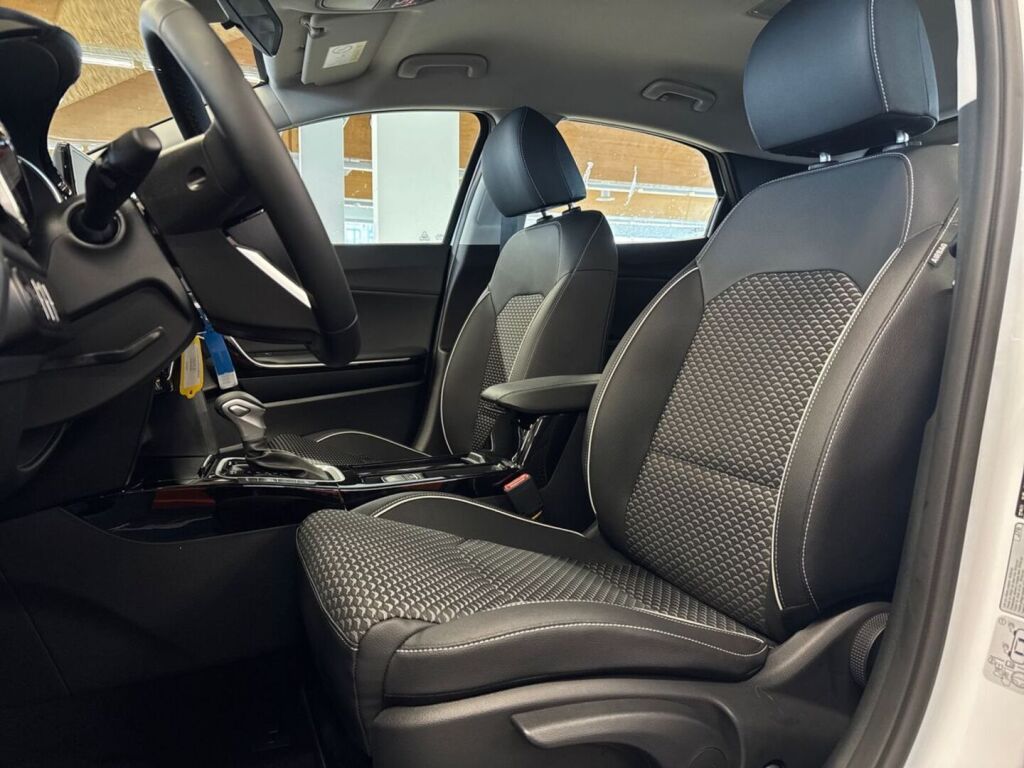 Kia XCeed 2026 Valkoinen