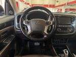 Mitsubishi Outlander PHEV 2015 Ruskea (beige)
