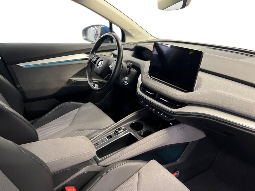Skoda Enyaq 2022 Sininen