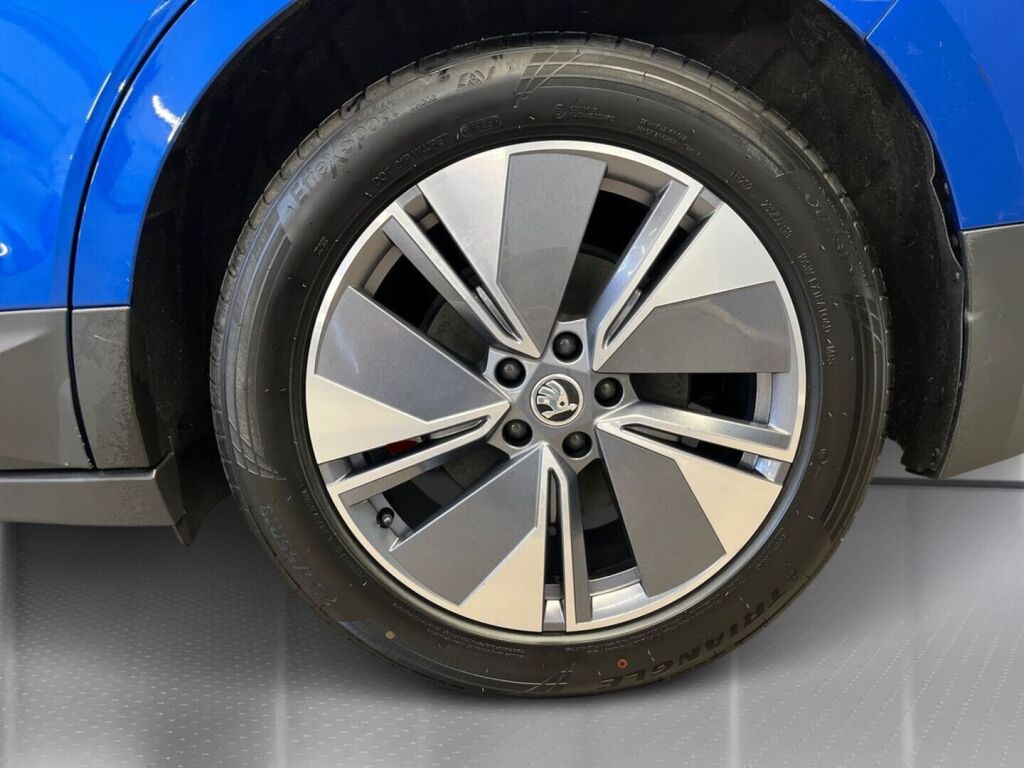 Skoda Enyaq 2022 Sininen