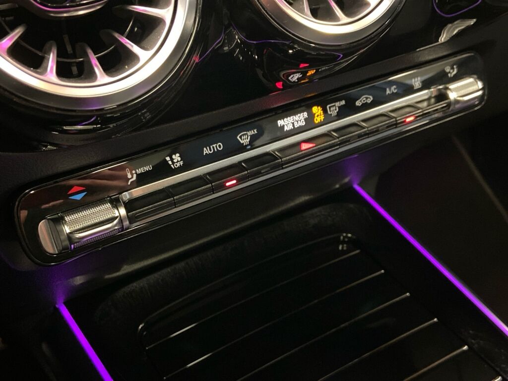 Mercedes-Benz EQA 2023 