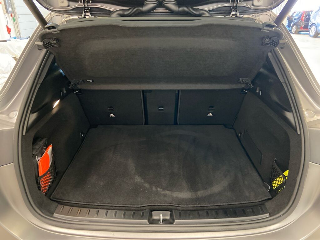 Mercedes-Benz EQA 2023 