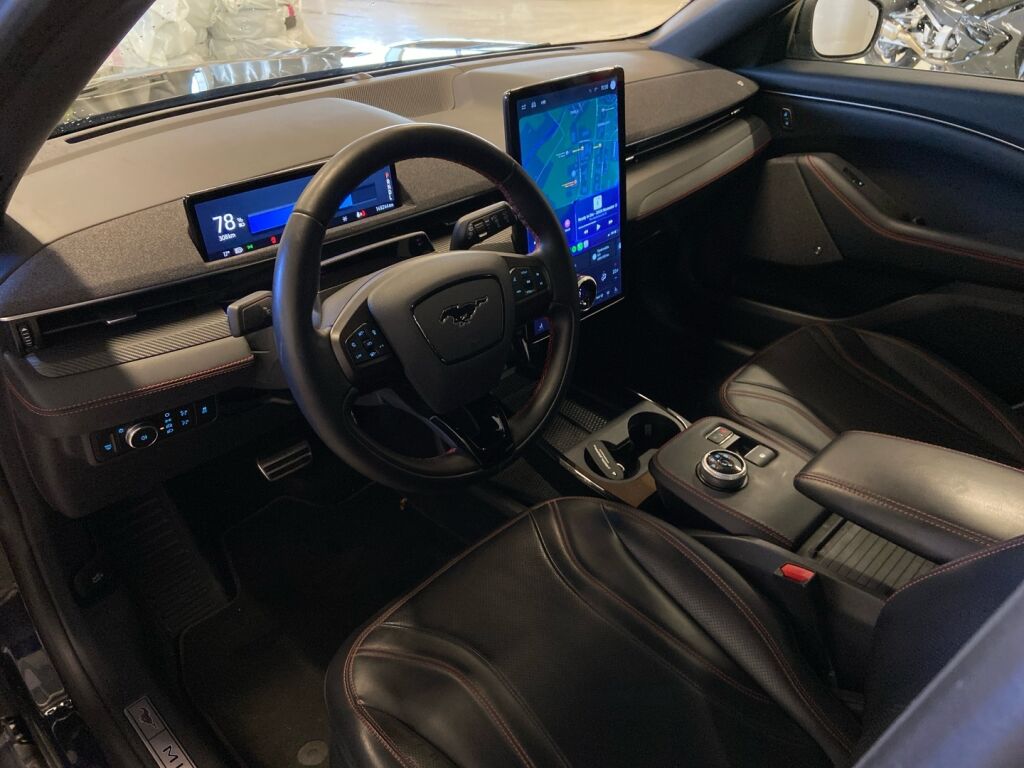 Ford Mustang Mach-E 2022 