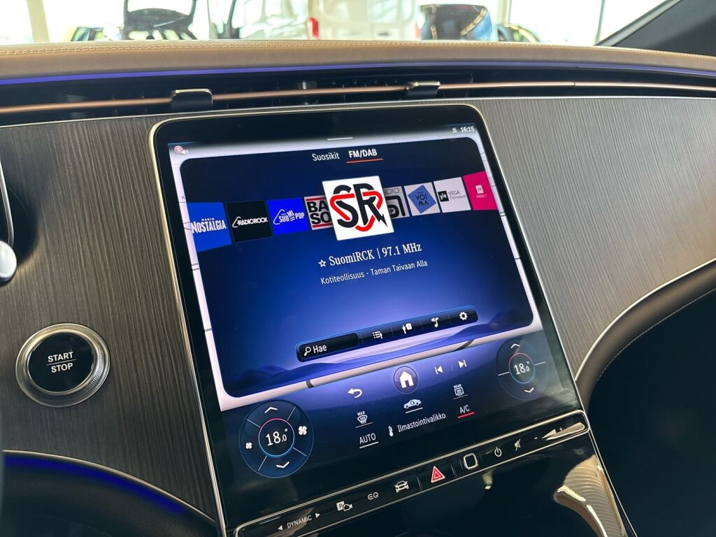 Mercedes-Benz EQE 2024 