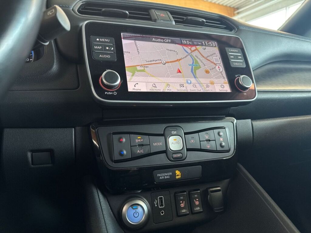 Nissan Leaf 2021 Harmaa