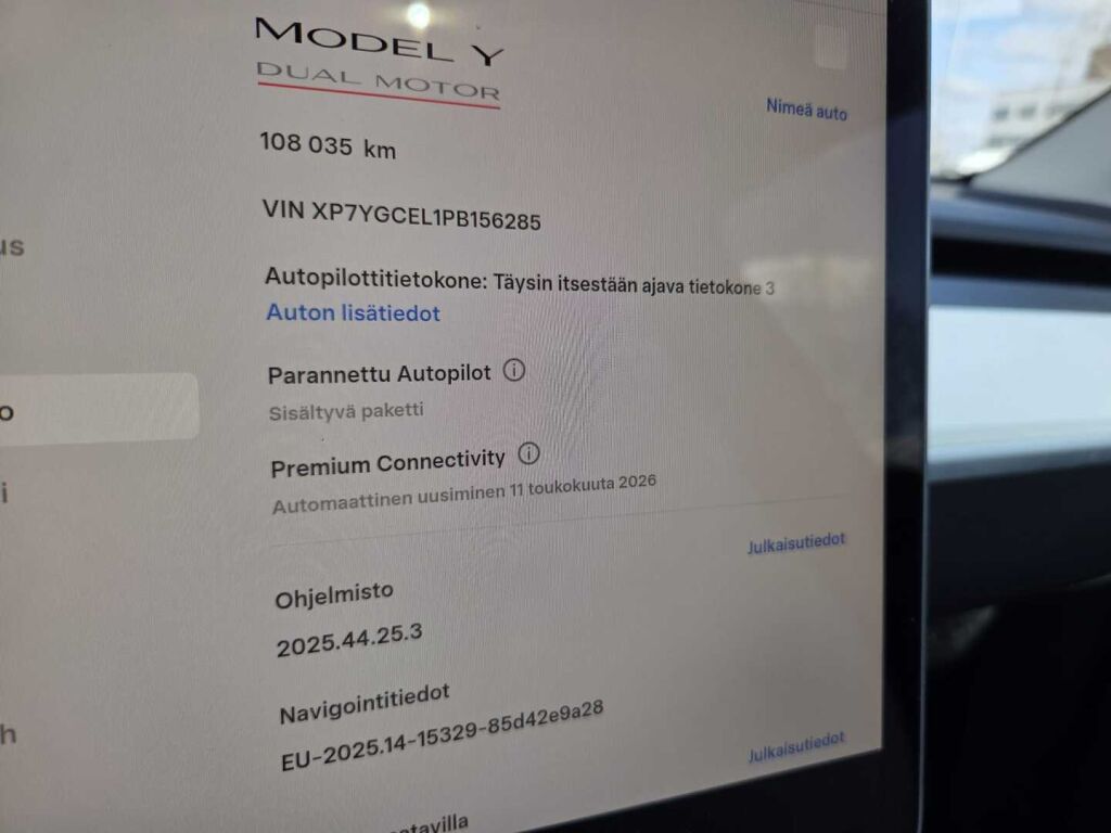 Tesla Model Y 2023 Valkoinen