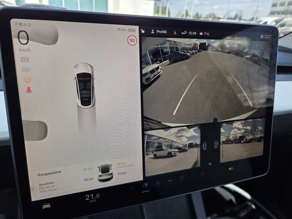 Tesla Model Y 2023 Valkoinen