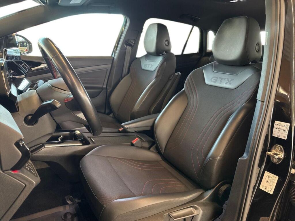 Volkswagen ID.4 2023 Musta