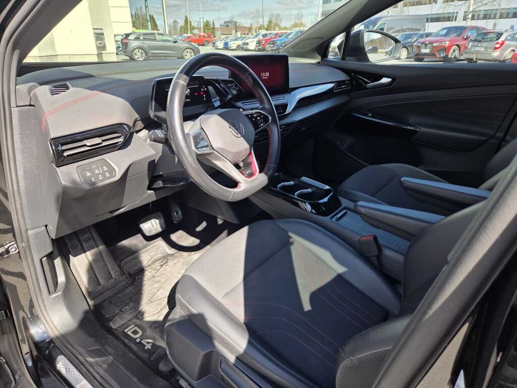 Volkswagen ID.4 2023 Musta