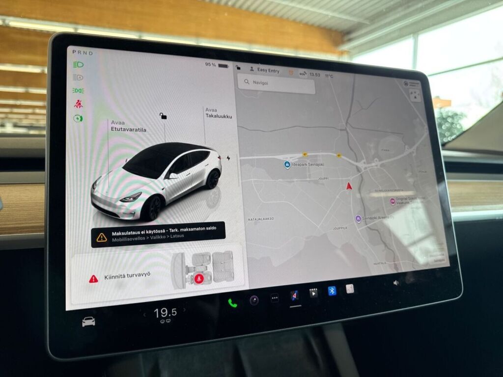 Tesla Model Y 2023 Valkoinen