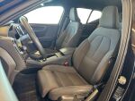 Volvo XC40 2023 Musta
