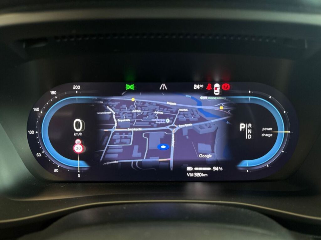 Volvo XC40 2023 Musta