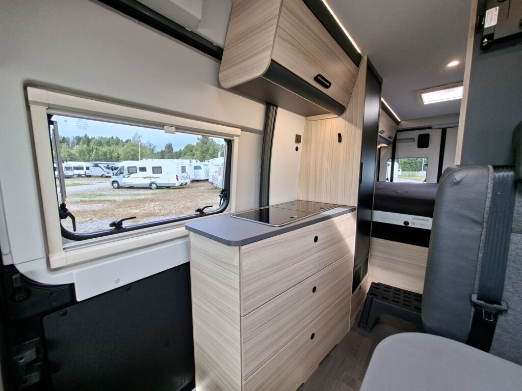 Sun living V 65 GX 2026 Musta