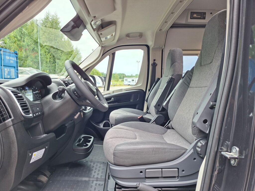 Sun living V 65 GX 2026 Musta