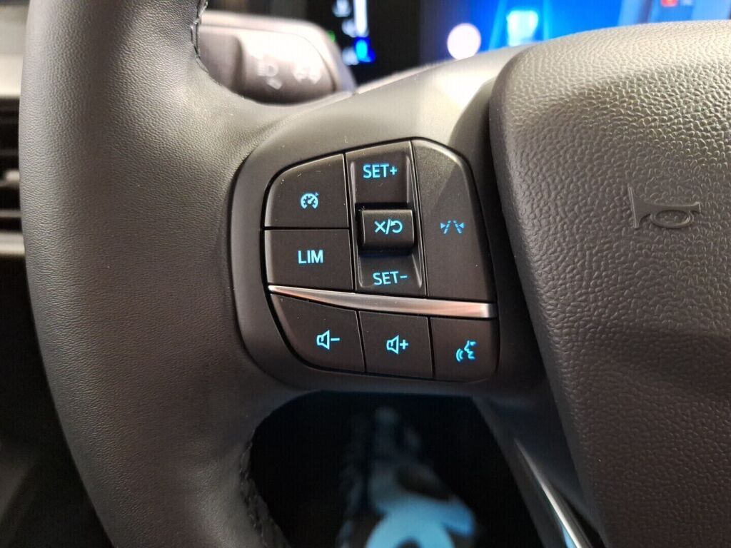 Ford Transit Courier 2026 Valkoinen