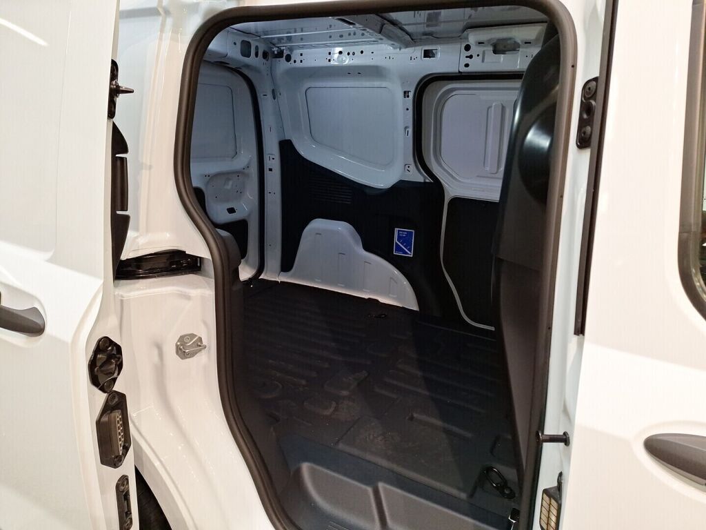 Ford Transit Courier 2026 Valkoinen